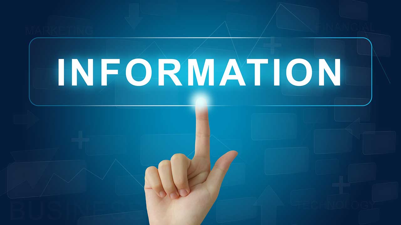 Handdruck auf die Informationstaste auf dem Touchscreen